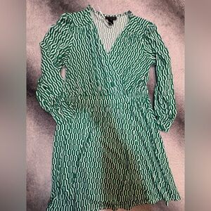 Stella & Julie Green White Faux Wrap Office Casual Everyday Liftestyle Dress 14